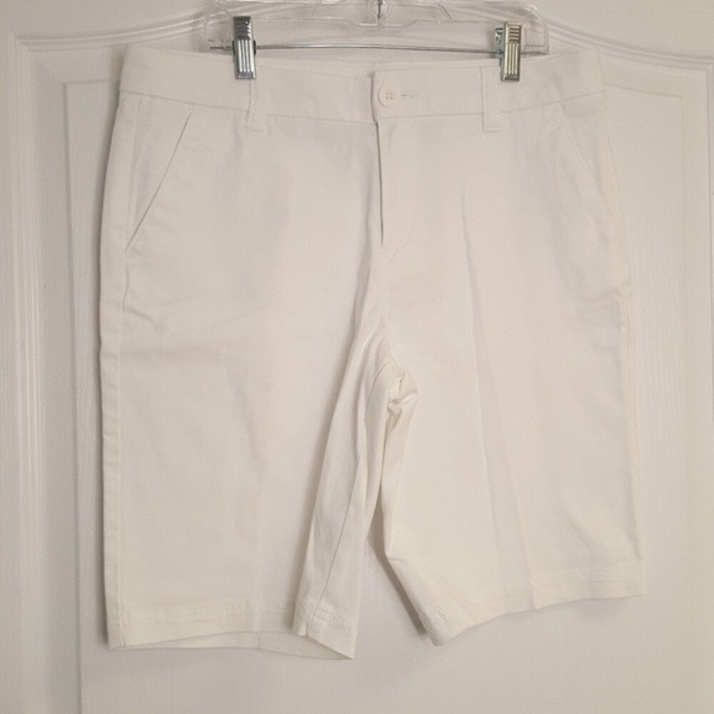 White BCG shorts denim
